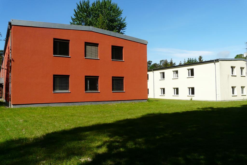 Hotel Kreuzbruchhof Burg Stargard Exterior photo