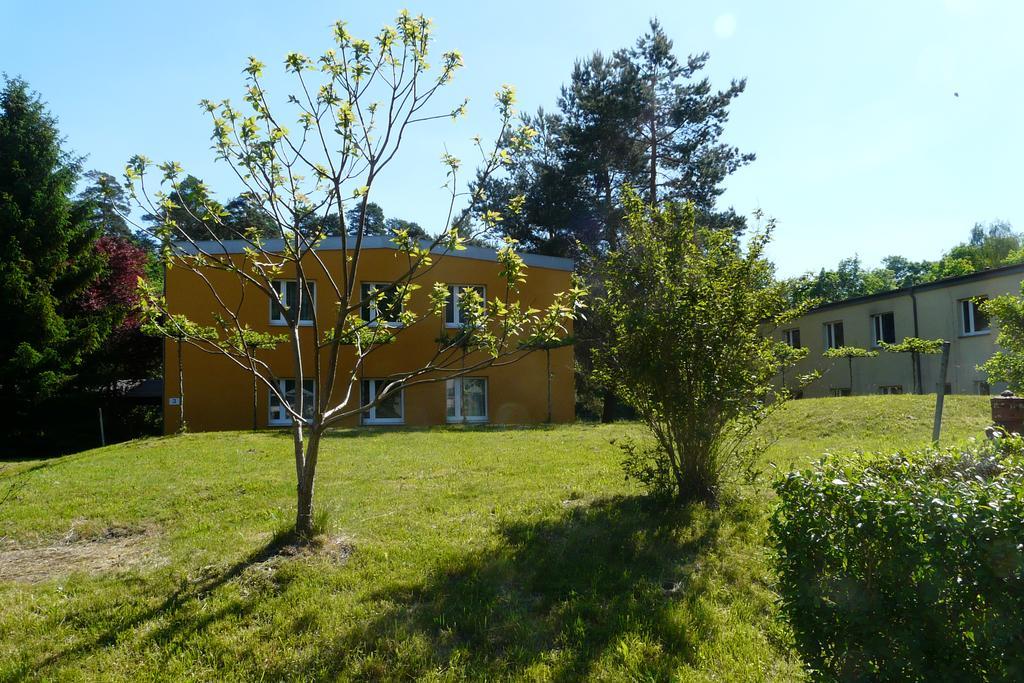 Hotel Kreuzbruchhof Burg Stargard Exterior photo